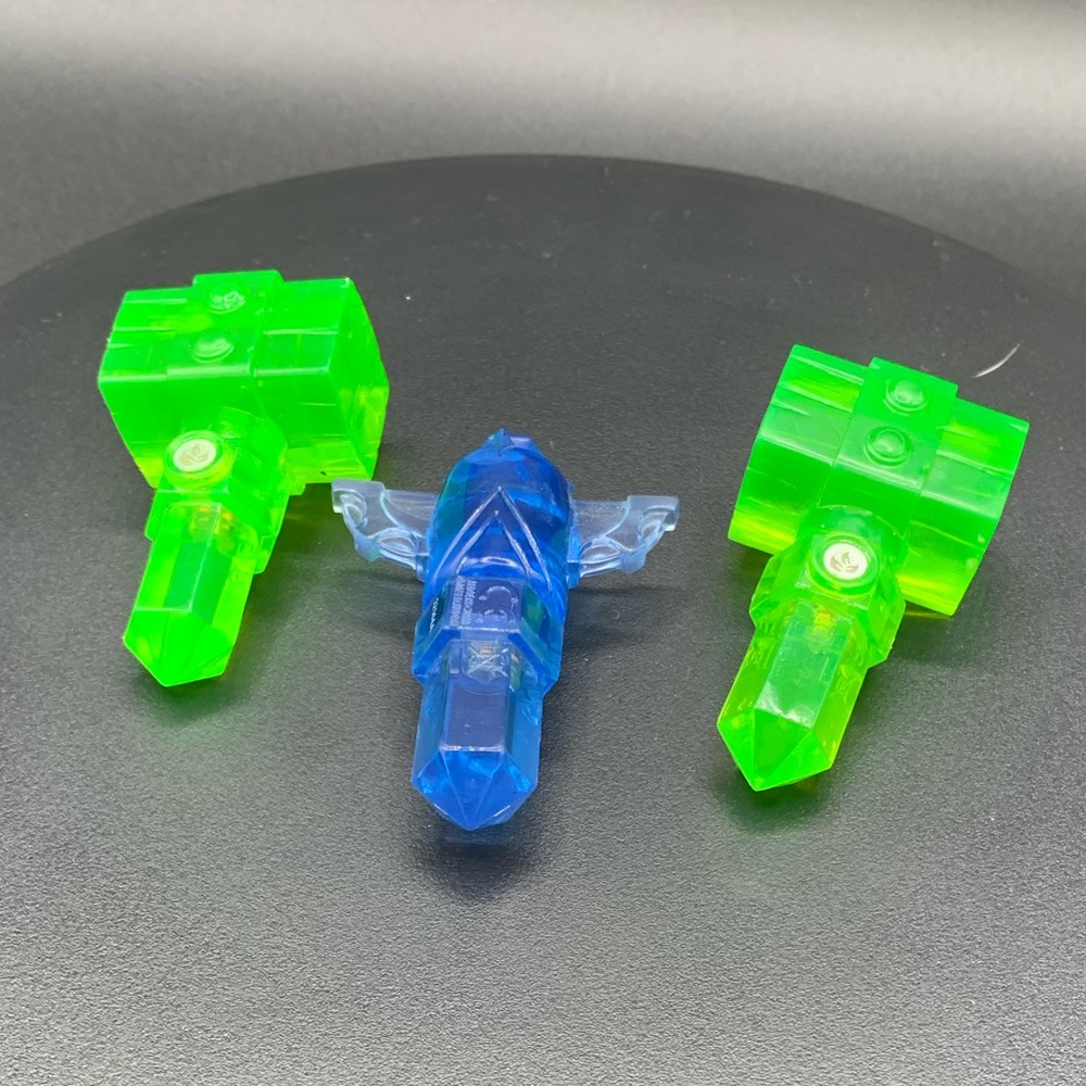 Skylander figurine- Weapons